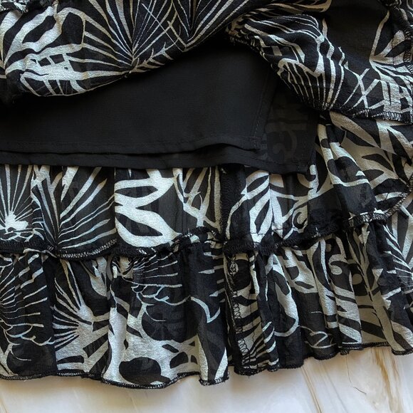 INC International Concepts 100% Silk Floral Ruffle Skirt 🖤🤍 - Picture 3 of 7